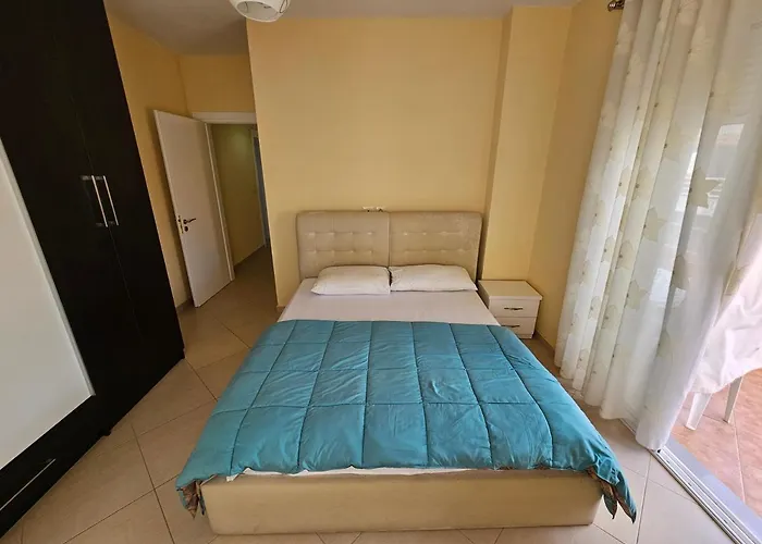 The Hill 2 Sea View Apartament Saranda